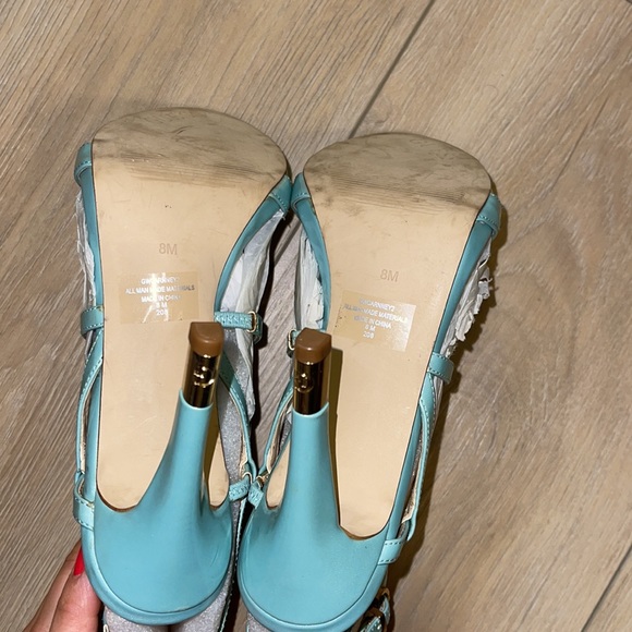 GUESS heels - Picture 5 of 8